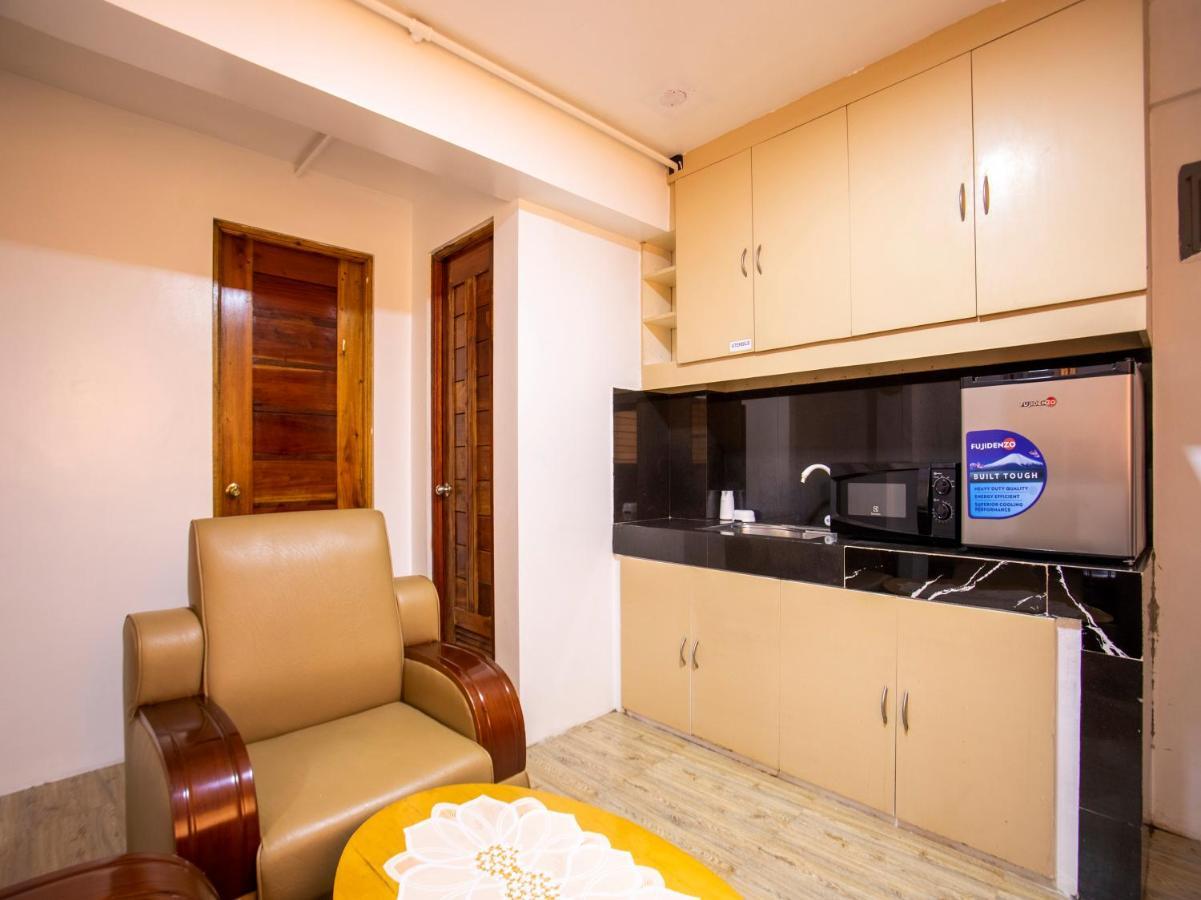 Capital O 806 Pattaui Residences Тагиг Экстерьер фото